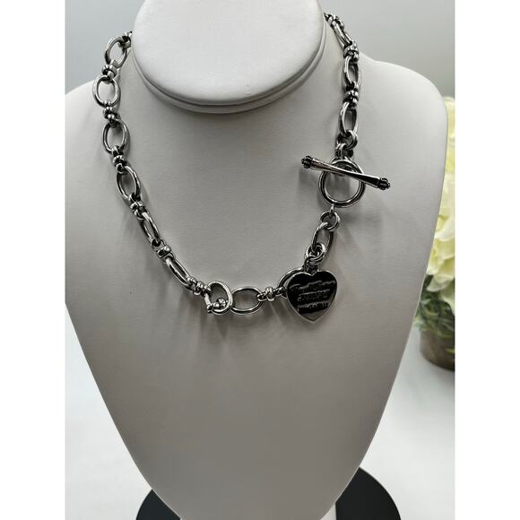 Juicy Couture‎ Vintage Silver Chain Link Heart Crown Charm Toggle 2000s Necklace - Picture 9 of 9